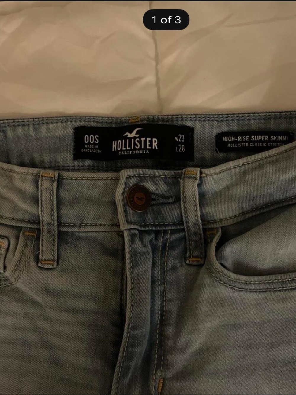 Hollister Men's High-Rise Skinny Jeans in Light Wash